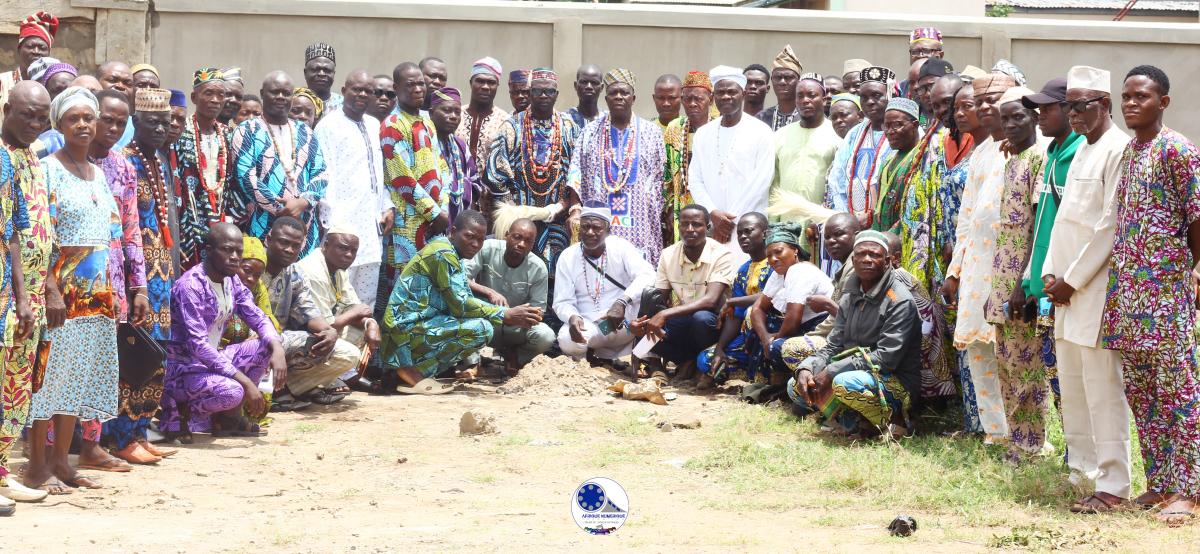 Family photo of advocacy campaign, stakeholders in Savalou, Benin