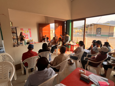 Taller de Intercambio de experiencias - Fotografía ©Propia del proyecto