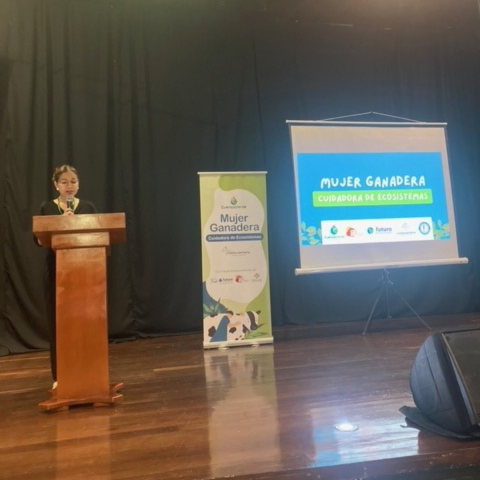 © Gabriela Villamarín, FFLA / Ceremonia de graduación del Diplomado de Mujeres Ganaderas /  Municipio de Don Matias, Antioquia – Colombia, octubre 2025.